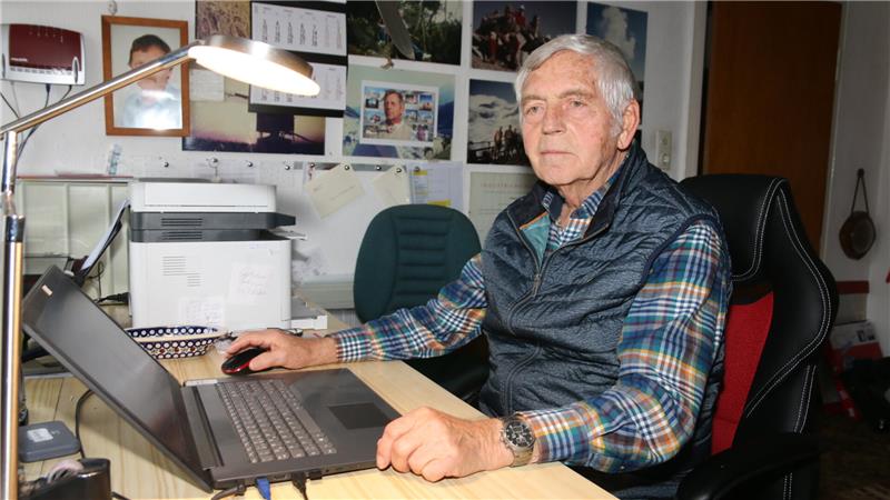 Alfred Fricke (89) lässt das Schicksal der Soldaten nicht los Alfred Fricke (89) war beim Kriegsende 9 Jahre alt. Schon vor vielen Jahren begann er, Zeitzeugen zu befragen und Tonaufzeichnungen mit den Aussagen anzufertigen.