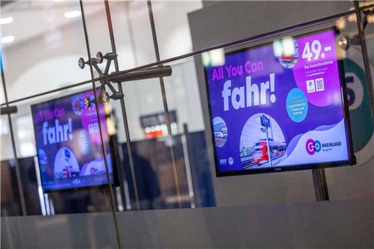 «All you can fahr! - 49 Euro - Das Deutschlandticket»: Wie kommt das Ticket an?