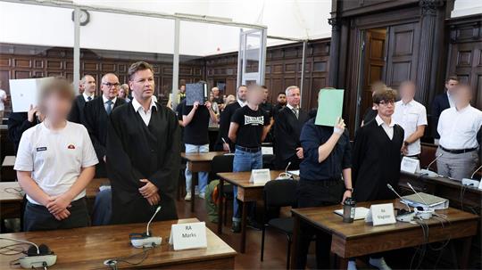 Alle Angeklagten wurden wegen Mitgliedschaft oder Unterstützung der rechten Terrorgruppe verurteilt.