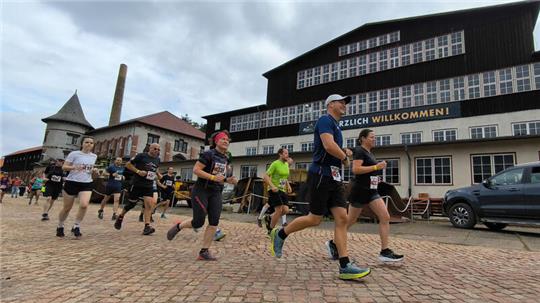 Alle Strecken starten und enden im Weltkulturerbe Bergwerk am Goslarer Rammelsberg, der Marathon und der Bergmanntrail beginnen sogar unter Tage. Foto: Gietemann