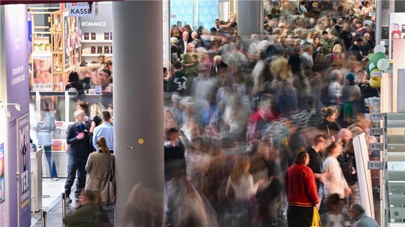 Alle wollen lesen: Große Andrang herrscht auf der Frankfurter Buchmesse.