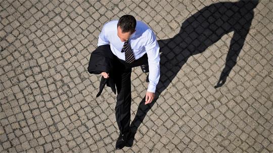 Als Führungskräfte arbeiteten in Niedersachsen laut dem Mikrozensus 2025 meist Männer in Vollzeit. (Symbolbild)