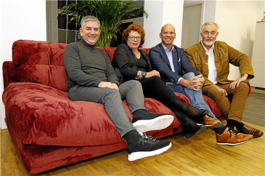 Als Goslarer Ratsvorsitzender ist der Noch-Immenröder Eckhard Wagner in seinem Element (Bild links). Mit Torsten Röpke, Renate Lucksch, Martin Mahnkopf (v.l.) und dem nicht anwesenden Stefan Eble bildet er seit der Wahl 2021 auch den SPD-Fraktionsvorstand.  Archivfotos: Epping, Sowa, Heine