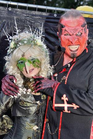 Jan Abraham leiht dem Teufel im neuen Hörspiel seine Stimme Als „Lord Luzifer“ trieb er 2019 seinen Spaß mit der Wolfshäger Hexenbrut.