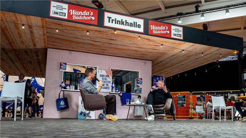 Neustart mit Toni Nadal? Becker sieht Chance für Zverev Als Trainer hätte er Zverev nach seinem Erstrunden-Aus einen anderen Ratschlag gegeben.