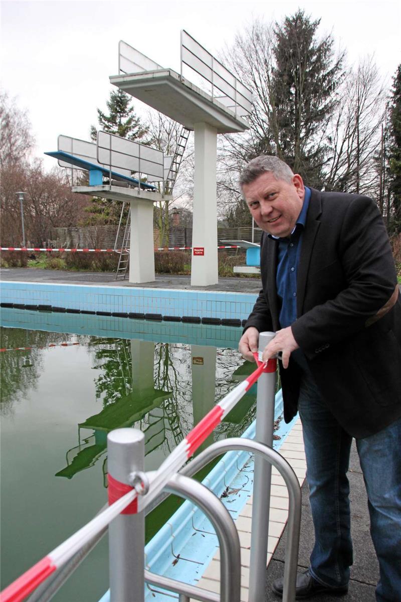 Als Vorsitzender des Trägervereins liegt Klaus-Werner Fricke das Stadtbad Hornburg besonders am Herzen.  Fotos: Kühlewind