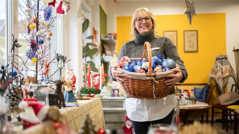Alten Schmuck abgeben, neue Deko mitnehmen: Die Klimaschutz-Werkstatt in Bremerhaven organisiert eine Weihnachtsdeko-Tauschbörse. 