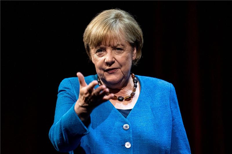 Merkel über Erdogan, die AfD und Ostdeutschland Altkanzlerin Angela Merkel äußerte sich im ZDF ausführlich zu ihrer Zeit als Bundeskanzlerin.