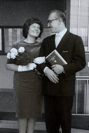 Das Harlingeröder Ehepaar Schwab feiert diamantene Hochzeit Am 11. September 1964 heiraten Marianne und Emil Schwab im Harlingeröder Standesamt.