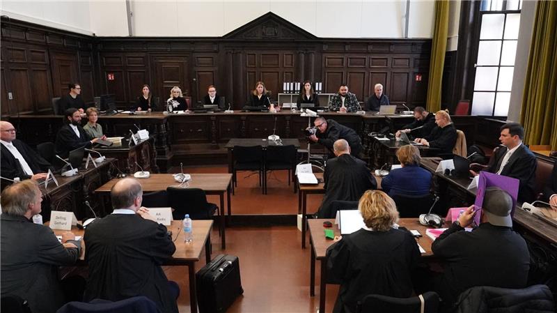 Christina Block: Lasse mich nicht zu Geständnis nötigen Am 20. Verhandlungstag gab Christina Block noch einmal eine Erklärung ab.