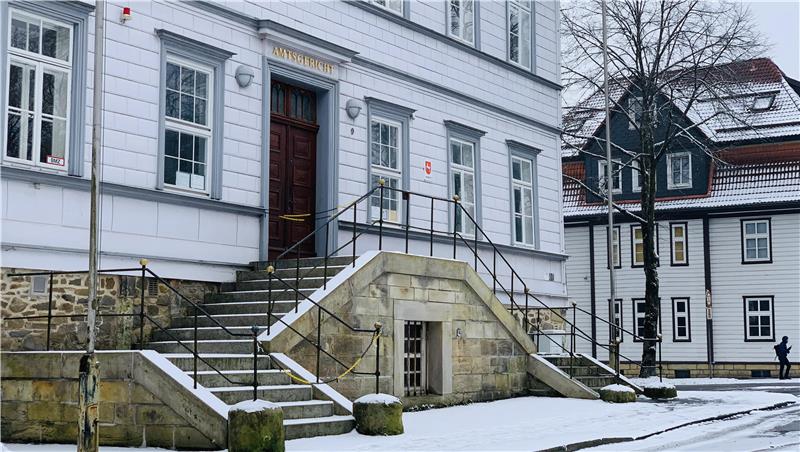 Clausthal-Zellerfeld: Satte Geldstrafe für Körperverletzung Am Amtsgericht wird der 40-Jährige wegen zweifacher Körperverletzung verurteilt.