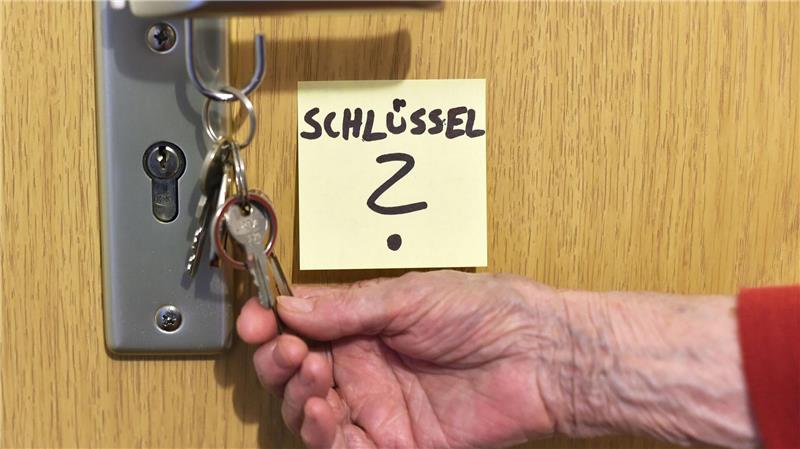 Am Anfang fällt eine Demenzerkrankung bei Down-Syndrom oft nicht so leicht auf. (Symbolbild)