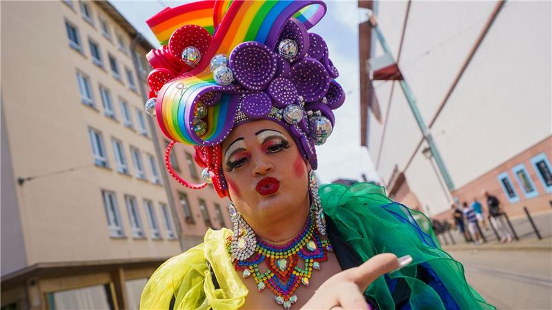 Am Christopher Street Day setzen die Demonstrierenden ein buntes Zeichen für Vielfalt und Toleranz. (Archivbild) 