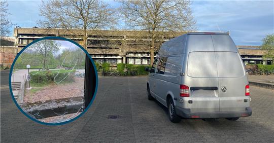 Am Donnerstagmorgen war die Spurensicherung vor Ort. Die Einbrecher haben sich durch dieses kaputte Fenster Zutritt zu den CvD-Büros im Schulenzentrum Goldene Aue verschafft. Fotos: Kasemir/Heine