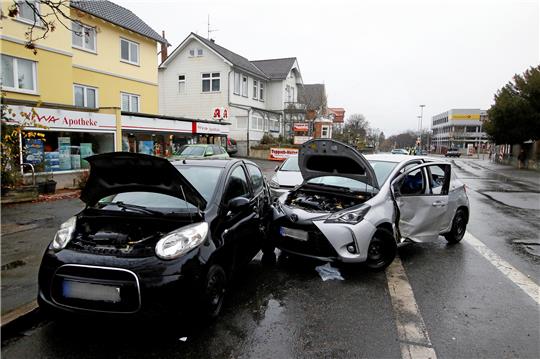 Am Donnerstagvormittag kam es zu einem Unfall auf der Astfelder Straße. Foto: Epping
