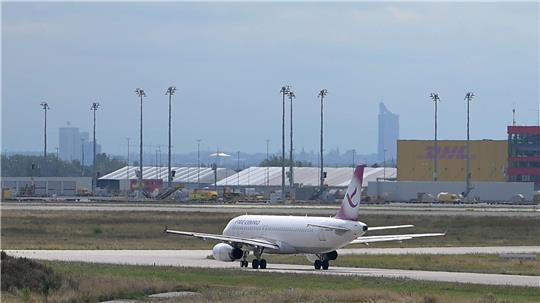 Am Flughafen Leipzig/Halle ist ein Abschiebeflug mit dem Ziel Bagdad gestartet.