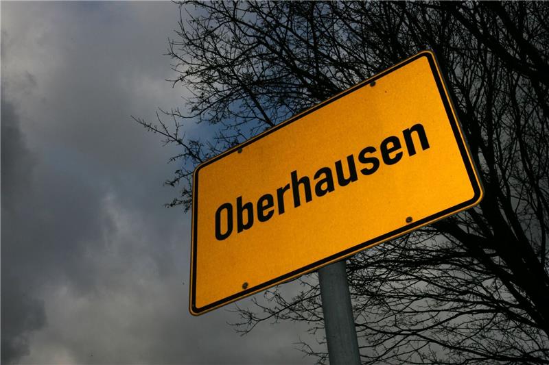 Junger Ukrainer getötet: Polizei äußert sich zum Tatmotiv Am Hauptbahnhof in Oberhausen war es am Samstagabend zu einer Gewalttat gekommen: Ein 17-jähriger Ukrainer starb.