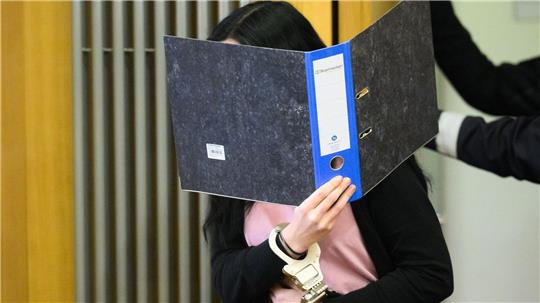 Am Landgericht Braunschweig hat ein Prozess um einen versuchten Mord mit Ameisensäure begonnen. 