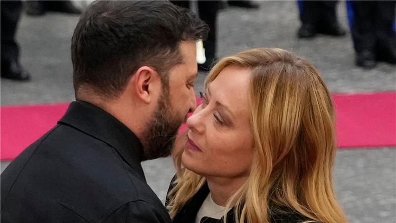 Arbeit an Friedensplan - Selenskyj zu Gesprächen in Rom Am Nachmittag wurde er von Meloni empfangen.