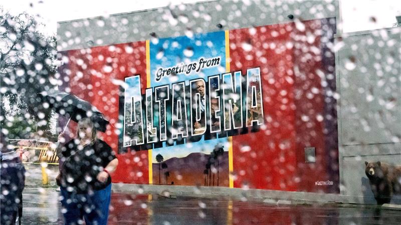 Mindestens zwei Tote bei Regenstürmen in Kalifornien Am Samstag erreichte der Regen in Südkalifornien seinen Höhepunkt.