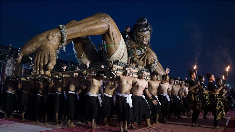 Am Vorabend von „Neypi“ wurde es noch einmal laut auf der Insel.