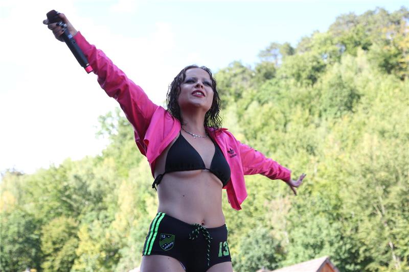 Am Wochenende ging das Rock-am-Beckenrand-Festival in Wolfshagen über die Bühne....