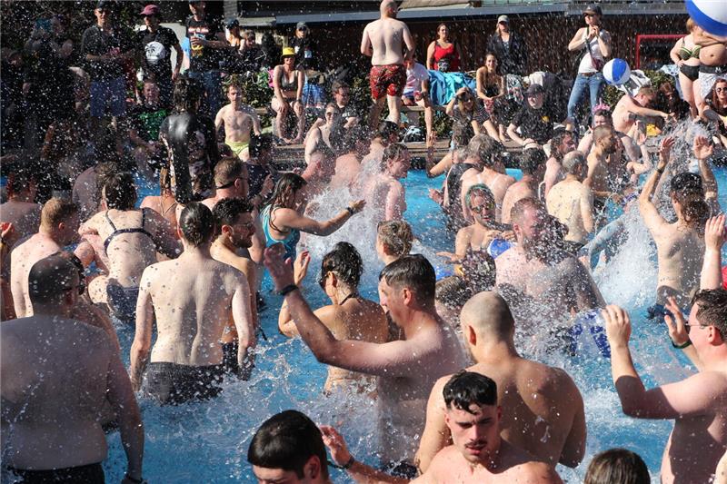 Am Wochenende ging das Rock-am-Beckenrand-Festival in Wolfshagen über die Bühne....