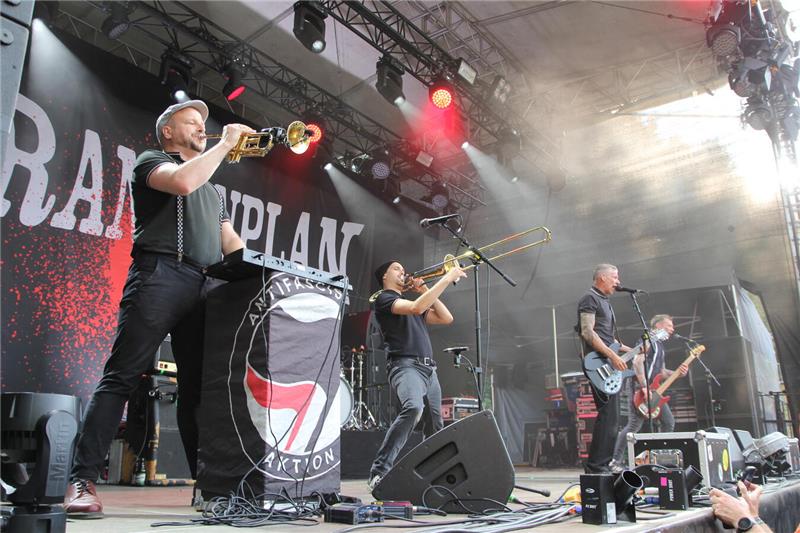 Am Wochenende ging das Rock-am-Beckenrand-Festival in Wolfshagen über die Bühne....