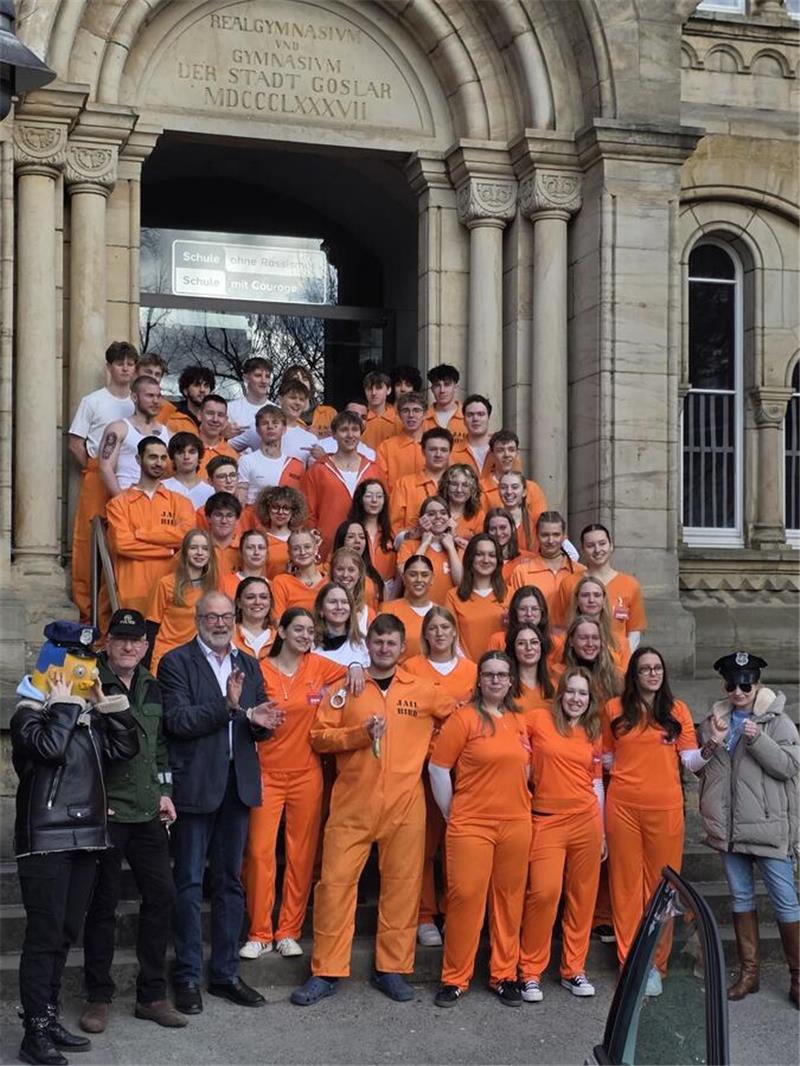 Am ersten Tag der Mottowoche verkleiden sich die Abiturienten des Ratsgymnasiums...