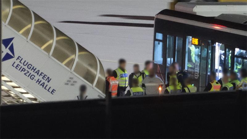 Am frühen Dienstagmorgen startete erneut ein Abschiebeflug von Leipzig-Halle nach Afghanistan.