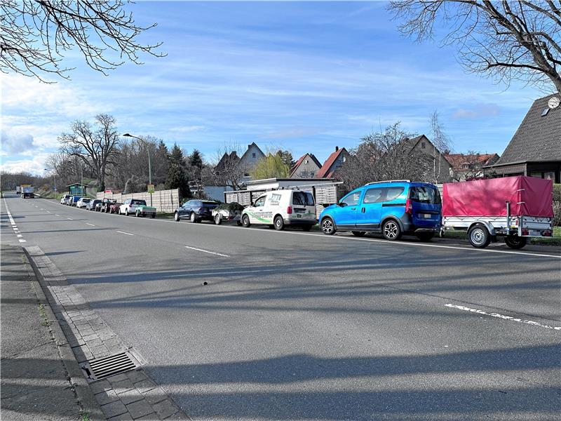 Ostern: Diese Veranstaltungen sind in Bad Harzburg geplant Am vergangenen Wochenende bilden sich lange Schlangen vor dem Osterfeuerplatz am Weißen Stein, aber dennoch ist dort noch Platz. Es kann also noch angeliefert werden, genau wie in Westerode, wo am Ostersonntag an der alten Badeanstalt gefeiert wird. Foto: Schlegel