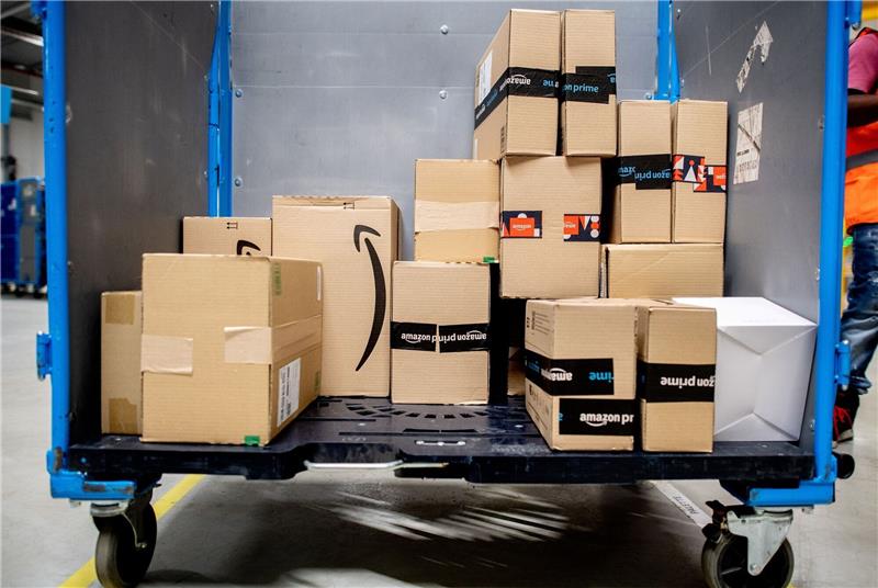Amazon mit deutlichem Umsatzanstieg Amazon ist der weltgrößte Online-Händler.