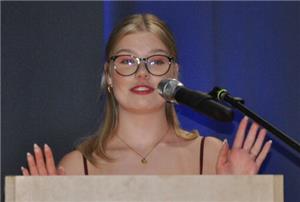 Goslarer CvD-Gymnasium entlässt seinen Premieren-Jahrgang Amy Deetz