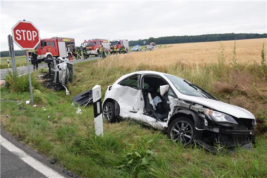 An beiden Fahrzeugen entstand ein Totalschaden. Foto: Koglin