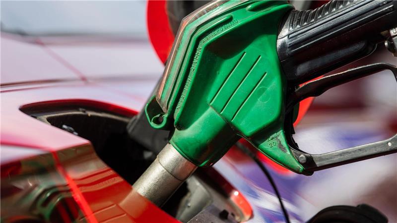 Energie günstiger: Inflation sinkt unter zwei Prozent An den Tankstellen war Sprit zuletzt so teuer wie seit mehr als eineinhalb Jahren nicht mehr.
