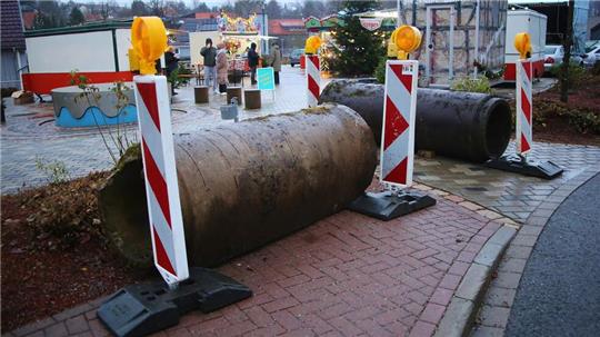 An den Zufahrten zum Wintermarkt in Braunlage versperren jetzt Betonrohre den Weg.