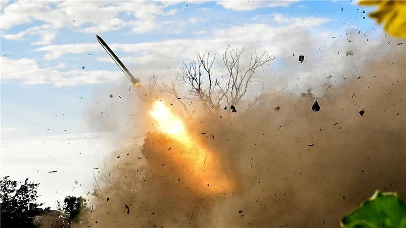 An der Front gibt es im Ukraine-Krieg kaum noch Bewegung. (Archivbild)