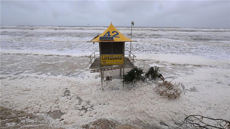 Sturm spült „goldene“ Strände in Australien teilweise weg An der Gold Coast kann sich der Wiederaufbau noch bis April ziehen.