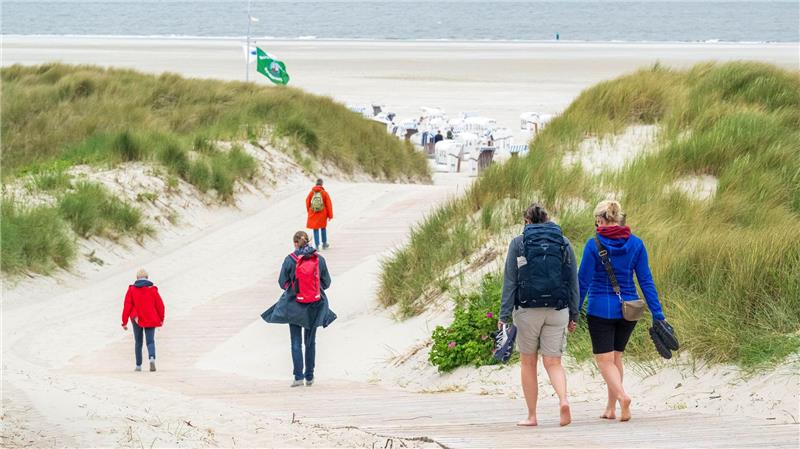 Startklar für die Ferien - Wo es noch freie Unterkünfte gibt An der Küste und auf den Inseln sind Unterkünfte in den Sommerferien im Schnitt zwischen 75 und 90 Prozent ausgebucht. (Archivbild)