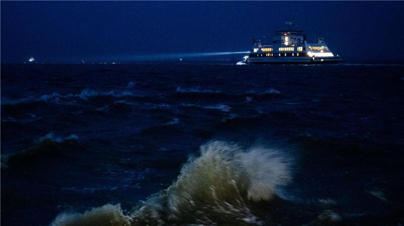 An der Nordsee kann es am verlängerten Wochenende äußerst ungemütlich werden (Archivbild).