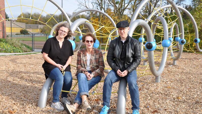 Die Realschule Goldene Aue entdeckt die besonders Begabten An der Realschule Goldene Aue verankert: Natascha Filgräbe, Ulrike Eilers, Steven Knorre-Röhlich (v.l.) engagieren sich im bundesweiten LemaS-Projekt zur Begabtenförderung.