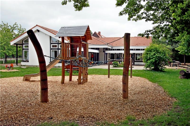 Anbau und Umgestaltung der Außenfläche: In der Jerstedter Kita Löwenzahn werden zu normalen Zeiten 50 Kinder betreut. Aufgrund der Corona-Auflagen ist derzeit nur die Hälfte in der Einrichtung.  Fotos: Epping