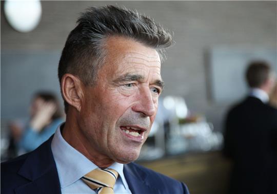 Anders Fogh Rasmussen sieht es an der Zeit, die Ukraine zum Nato-Beitritt einzuladen.