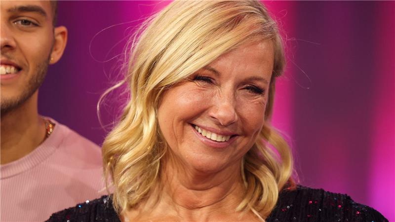 Nach verpasster Show: Andrea Kiewel zurück im Fernsehgarten Andrea Kiewel ist zurück in Deutschland