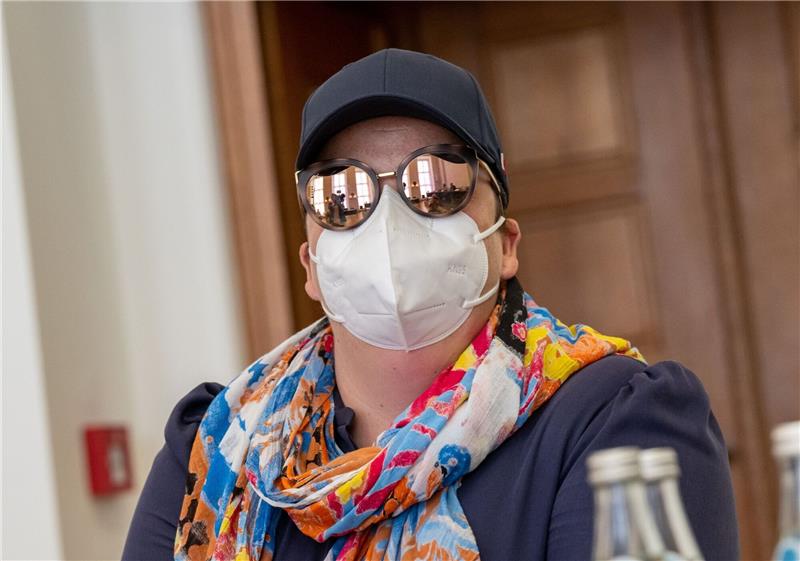 Fall Tandler: Staatsanwaltschaft bittet Schweiz um Hilfe Andrea Tandler kommt im Juli 2022 zur Sitzung des Masken-Untersuchungsausschuss im Bayerischen Landtag zu Zeugenvernehmungen.