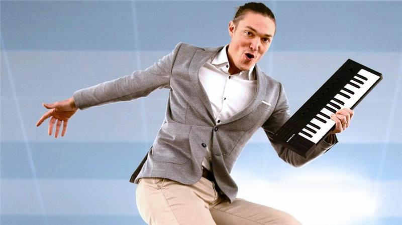 Andreas Langsch eröffent das neue Jahr im Kulturkraftwerk am 10. Januar mit dem „Liebesalgorithmus“.