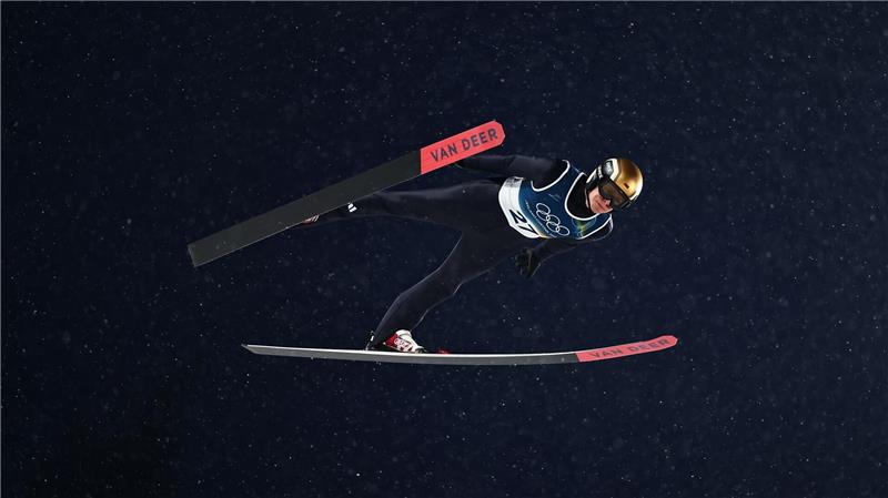 Andreas Wellinger konnte sich beim Springen auf der Großschanze für das Super Team empfehlen.