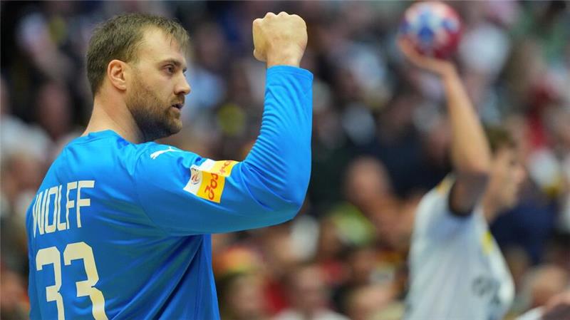 Hauptrunde winkt: Handballer vor Schweiz-Duell siegesgewiss Andreas Wolff strebt mit den deutschen Handballern gegen die Schweiz den zweiten Vorrundensieg bei der WM an.