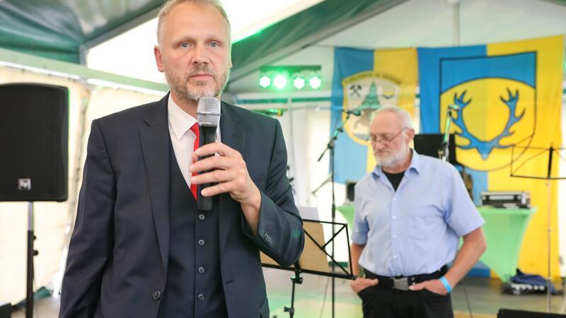 „Angenehme Landsleute“ sind die Schulenberger, findet Orstbürgermeister Alexander Ehrenberg (SPD), und ruft zu mehr Gemeinschaftsgefühl auf.