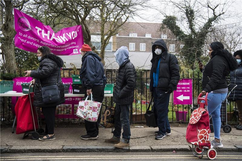 Angesichts steigender Verbraucherpreise und wachsender Armut erleben die Tafeln in Großbritannien nach eigenen Angaben die größte Nachfrage ihrer Geschichte.